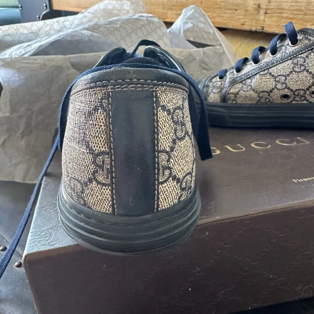 Gucci Navy Blue and Beige GG Canvas Low-Top Sneakers